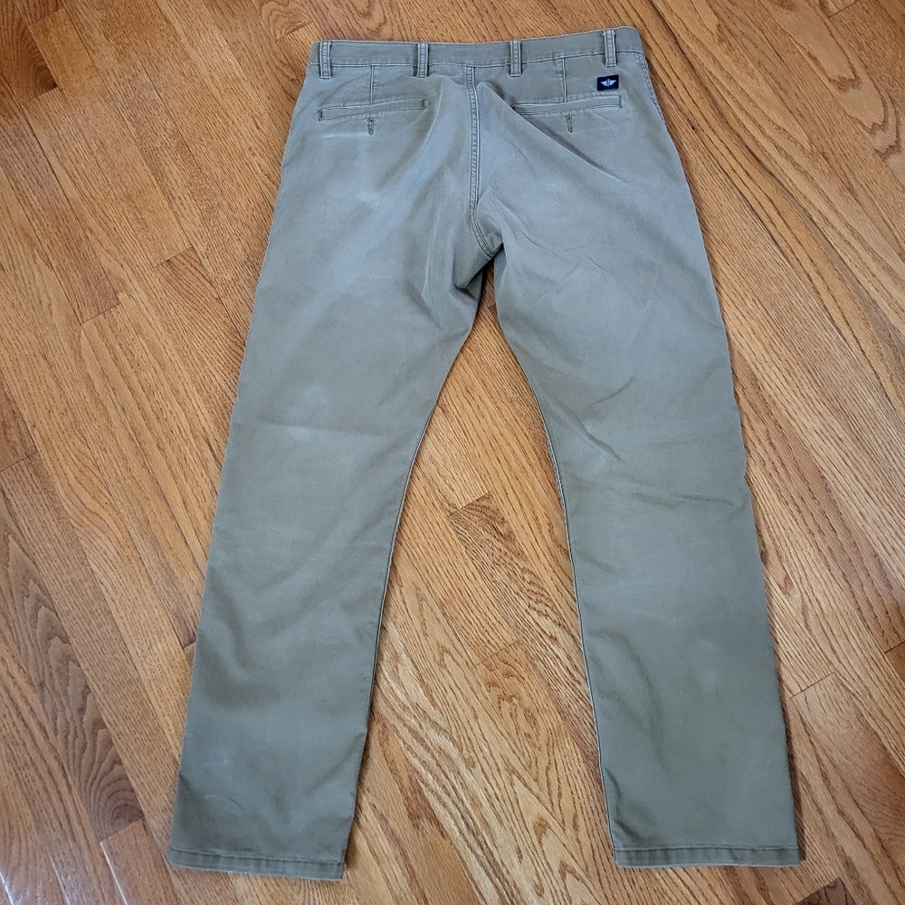 Dockers Classic Straight Fit 34x32 Khaki/Tan Mens Chino Pants - Picture 6 of 7